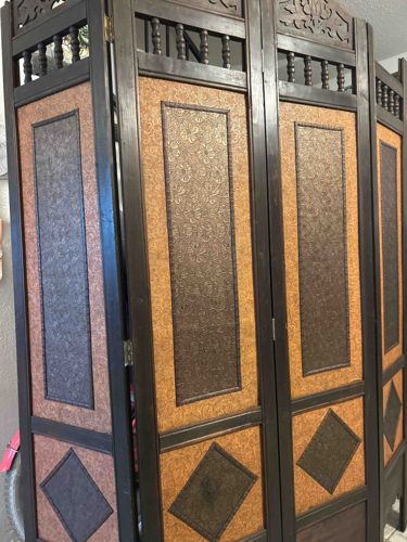 Multi-Panel Folding Screen