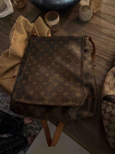 Louis Vuitton Monogram Messenger Bag