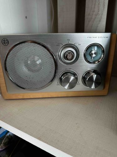 FM/AM Retro Style Radio