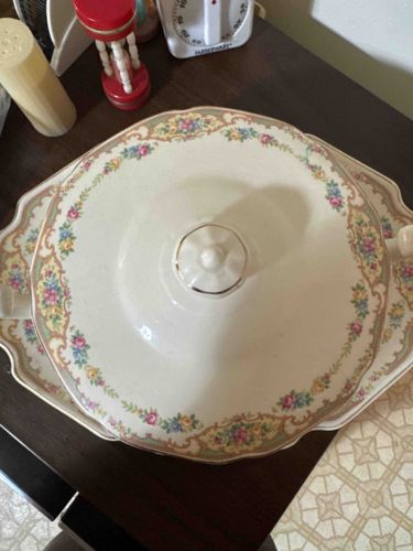 Vintage Lidded Vegetable Dish or Covered Casserole Dish