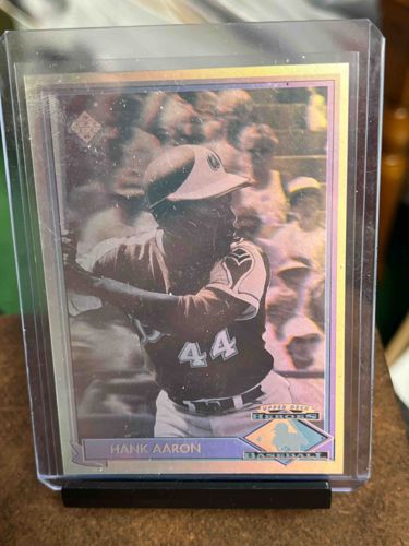 1991 Upper Deck Baseball Heroes Hank Aaron Card