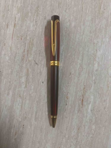 Waterman Phileas Rollerball/Ballpoint Pen in Mineral Red