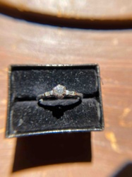 Vintage Diamond Engagement Ring (Hexagonal Setting with Baguettes)