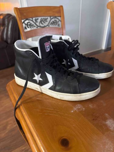 Converse Pro Leather Mid-Top Sneakers