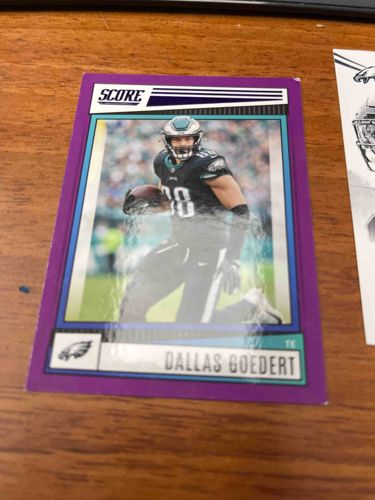 2021 Score Dallas Goedert Football Card (Purple Parallel)