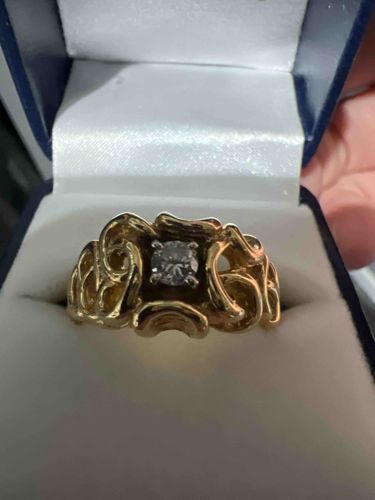 Brutalist Abstract Gold Solitaire Ring