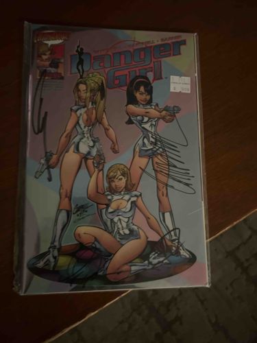 Danger Girl #1 (Chromium Variant Cover)