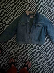 Vintage Denim Trucker Jacket with Corduroy Collar