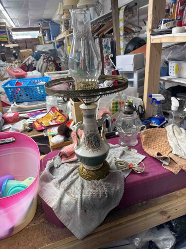 Vintage Victorian-Style Porcelain Table Lamp with Hurricane Chimney