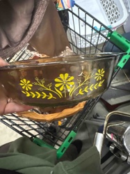 Pyrex 'Butterfly Gold' Casserole Dish (Medium Size)