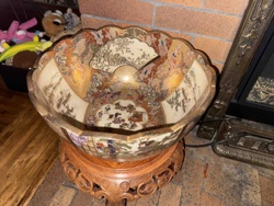 Satsuma Ware Decorative Bowl on Carved Wooden Stand