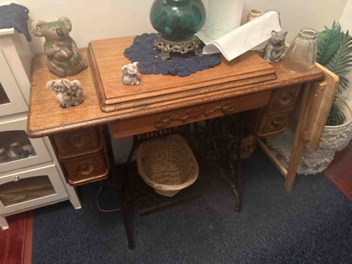 Antique Singer Treadle Sewing Machine Cabinet with Machine