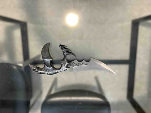 Fantasy Collectible Dagger with Dual Stylized Handles