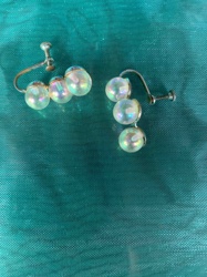 Vintage Iridescent Screw-Back Earrings