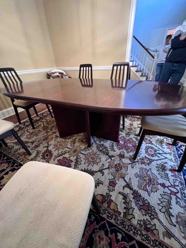 Mid-Century Modern Style Oval Pedestal Dining Set