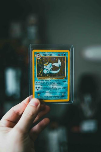 Vaporeon Pokemon Trading Card