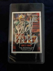 Brett Favre Autographed 2000 Topps Season Opener Football Fever Insert Card