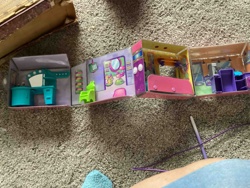 Folding Dollhouse Playset