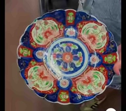 Japanese Imari-Style Scalloped Porcelain Plate