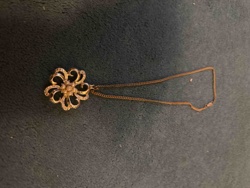 Floral Pendant Necklace with Faux Pearls