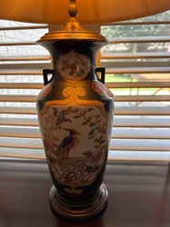 East Asian Style Hand-Painted Ceramic Table Lamp with Bird and Floral Motifs