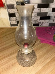 Antiquity-style Glass Oil Lamp with Diamond-Patterned Base