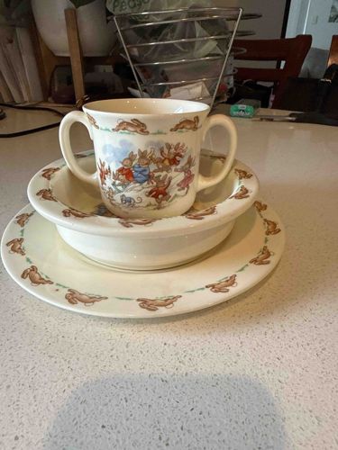 Beatrix Potter 'Dancing Peter Rabbit' Children's Dinner Set