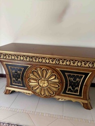 Francesco Molon Ornate Classical Bombe Chest of Drawers / Credenza