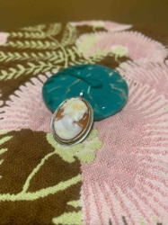 Shell Cameo Pendant in 925 Sterling Silver Setting