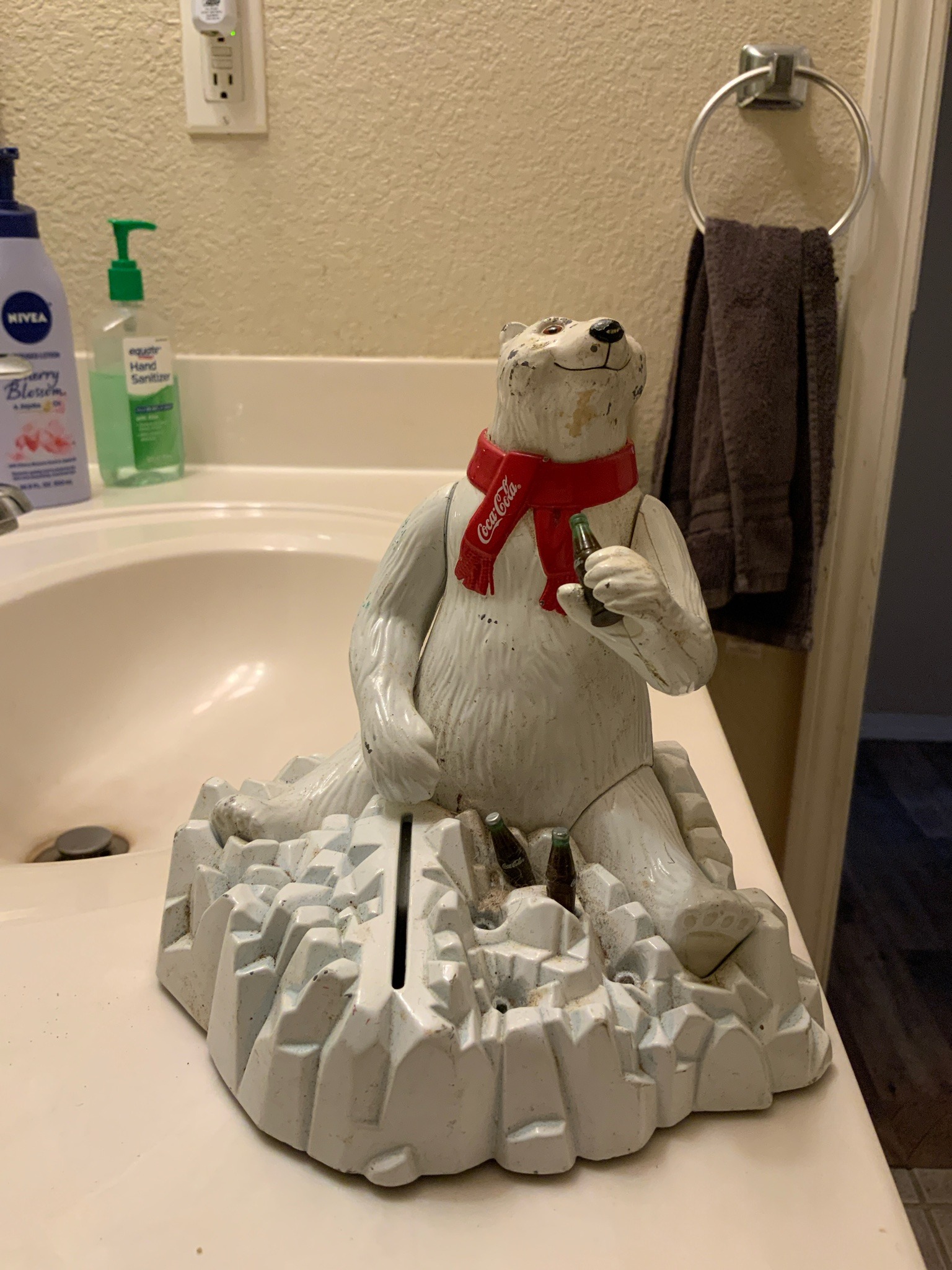 Submitted photo of Coca-Cola Polar Bear Coin Bank (not authenticated)