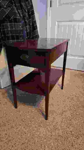 Mid-Century Modern Style Wooden Nightstand/End Table