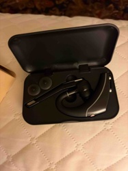 Bluetooth Headset in Charging Case