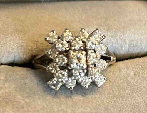 14K White Gold Cluster Diamond Ring