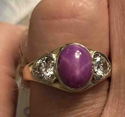 1950s 14K Gold Imitation Purple Sapphire Star and Diamond Ring