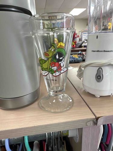 Vintage 1998 Warner Bros. Marvin the Martian and K-9 Soda Fountain Glass