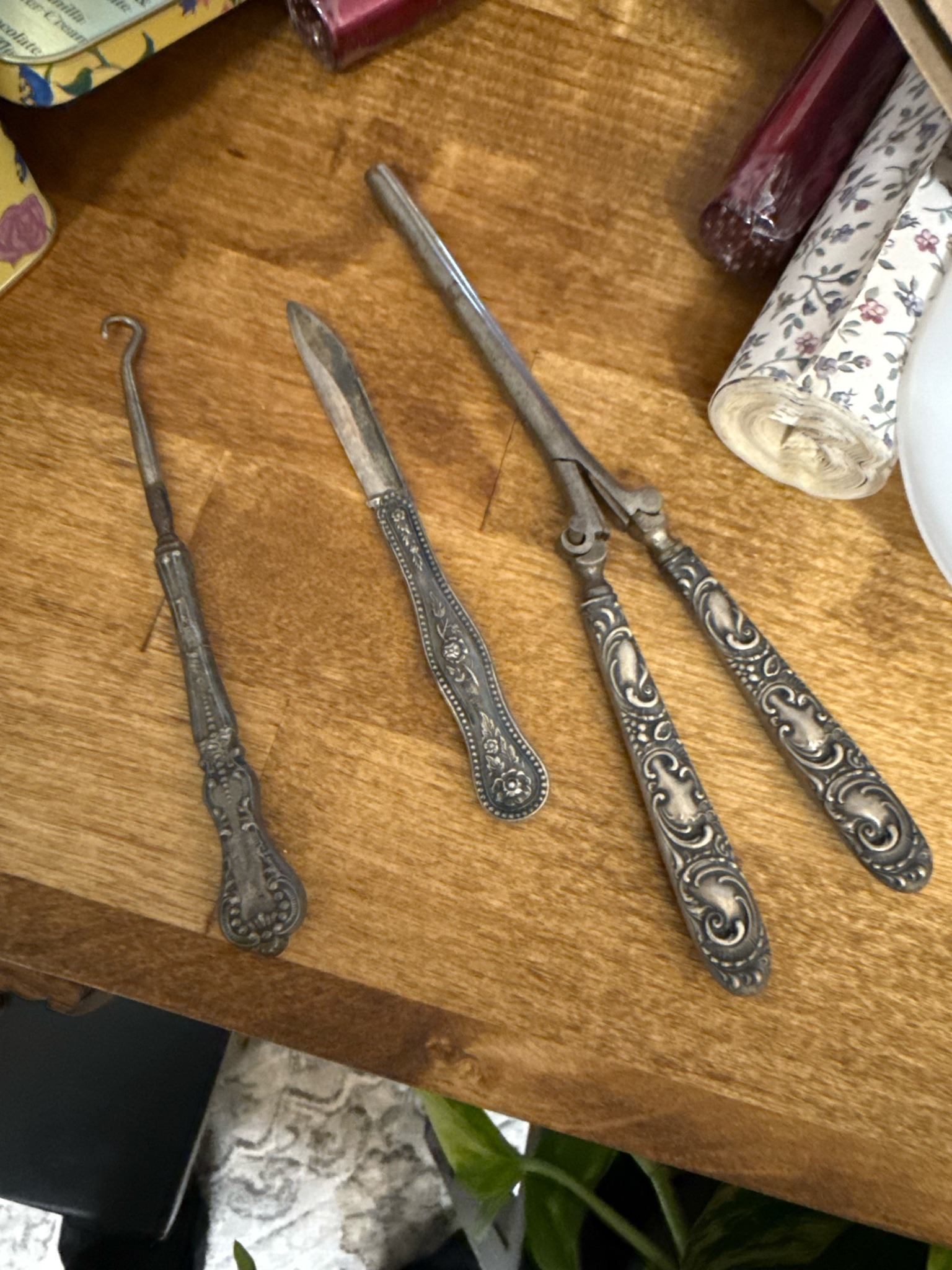 Late Victorian Sterling Silver Personal Grooming Set