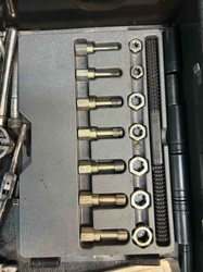 Stripped Lug Nut Removal Tool Kit