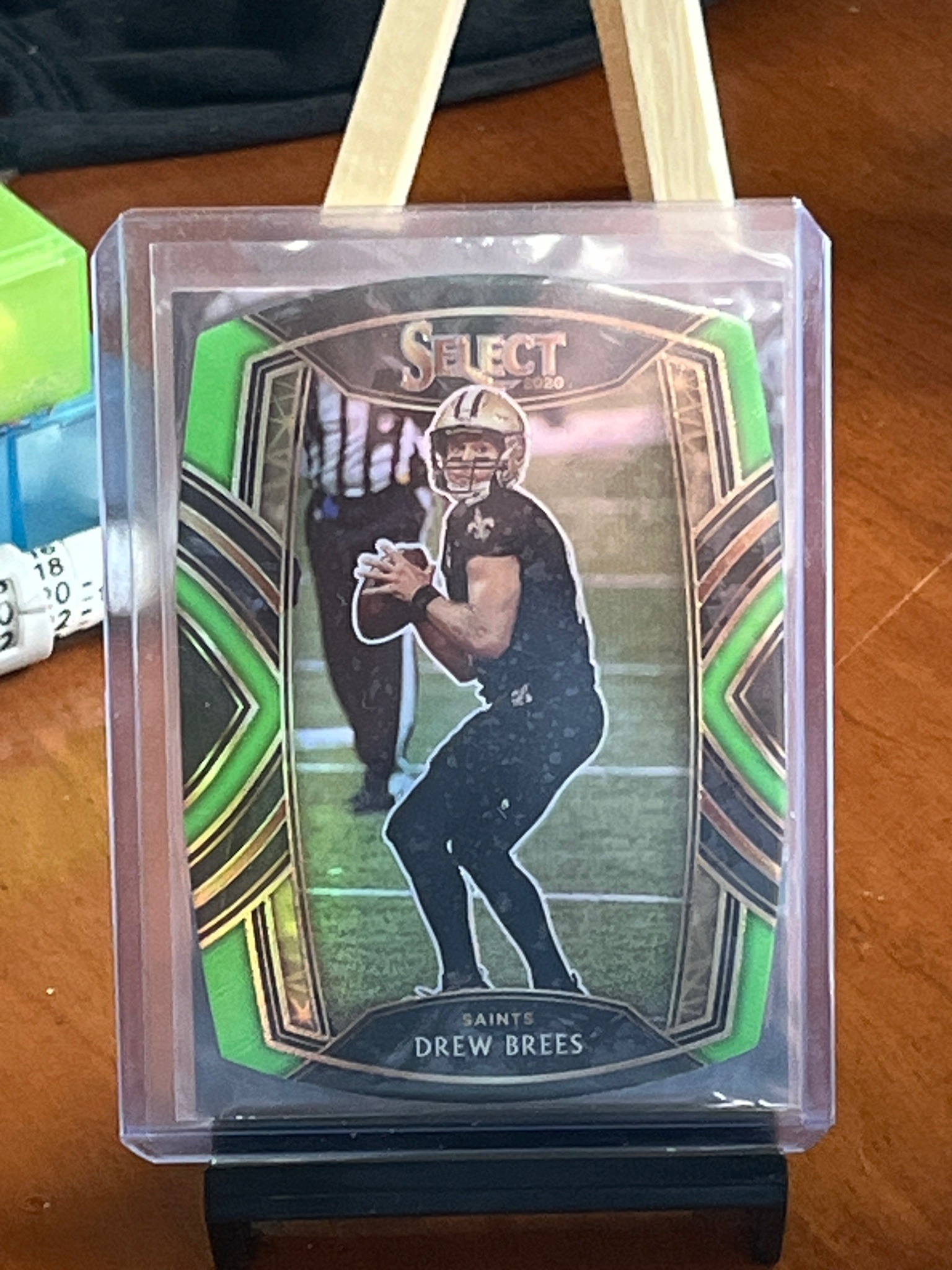 2020 Panini Select Drew Brees Green Prizm Die-Cut Concourse Football Card