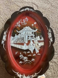 Vietnamese Mother-of-Pearl Inlay Lacquer Scalloped Tray