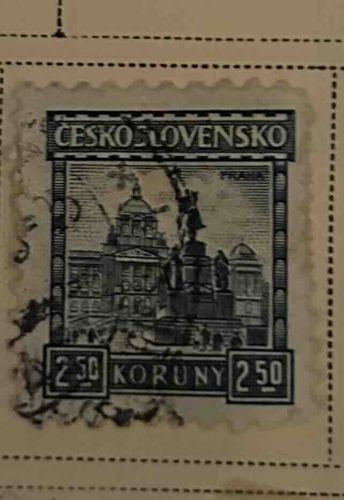 Czechoslovakian 2.50 Koruny Stamp featuring Praška