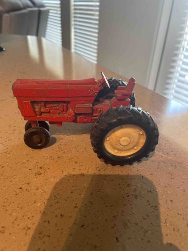 Vintage Ertl International Harvester Die-cast Toy Tractor