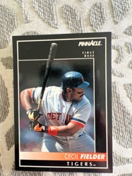 1991 Pinnacle Cecil Fielder Baseball Card