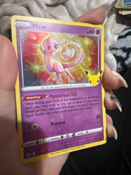 Mew (25th Anniversary) Pokémon Trading Card