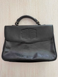 Vintage Black Leather Top-Handle Handbag with Embossed Monogram