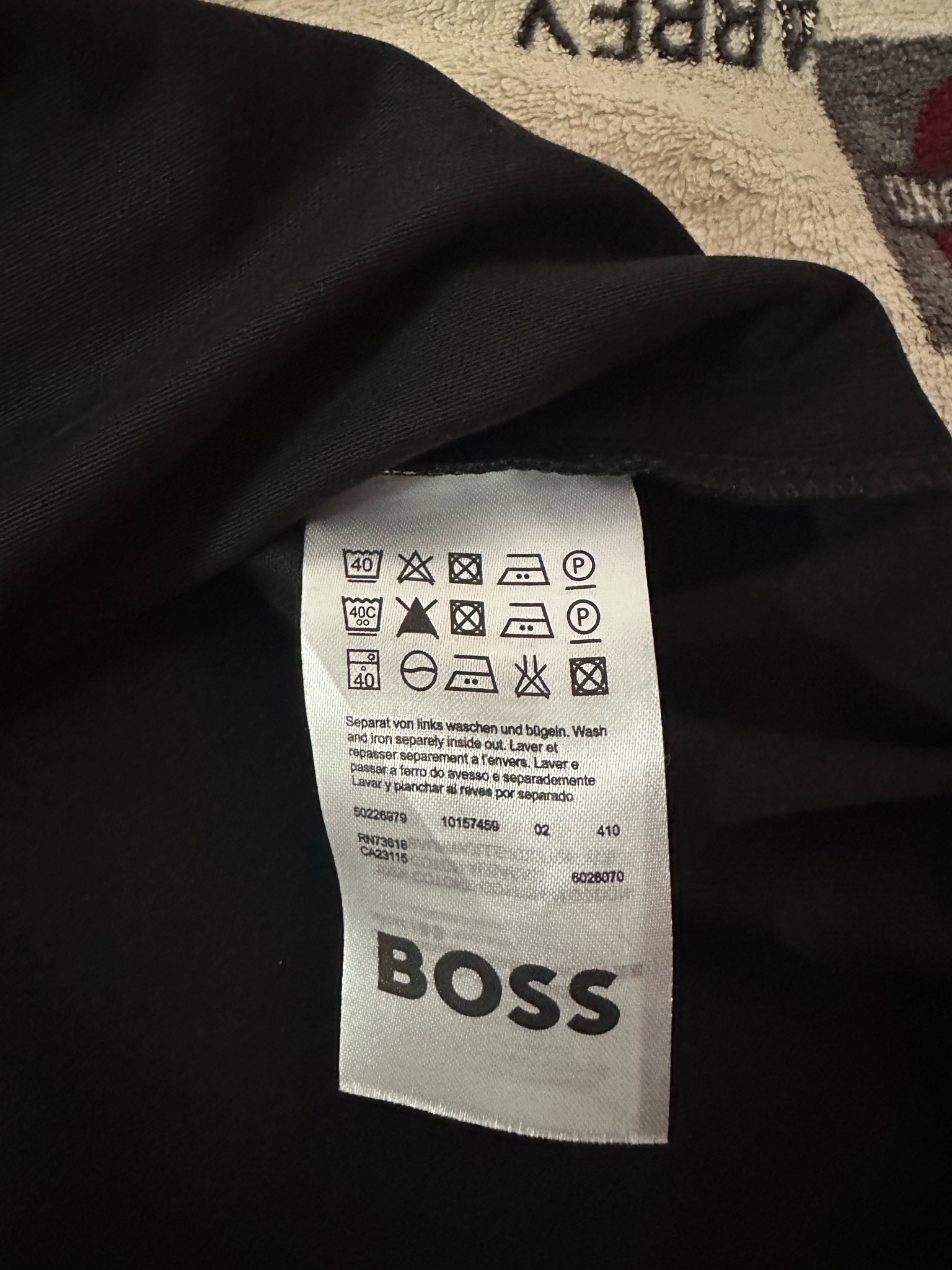 Submitted photo of Hugo Boss Garment Tag (not authenticated)