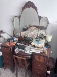 Antique Art Deco/Victorian Style Vanity with Tripartite Mirror