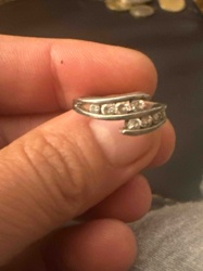 Multi-Stone Crossover Ring