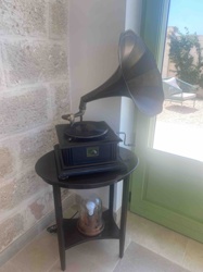 His Master’s Voice Horn Gramophone