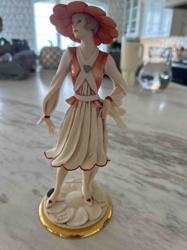 Giuseppe Armani Florence Figurine - Lady with Flower Hat