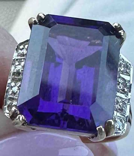 Large Emerald-Cut Amethyst and Diamond 14k Gold Cocktail Ring